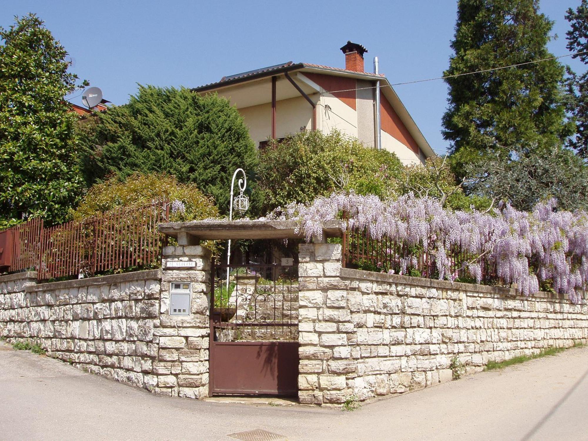 B&B Il Glicine Bedizzole Buitenkant foto