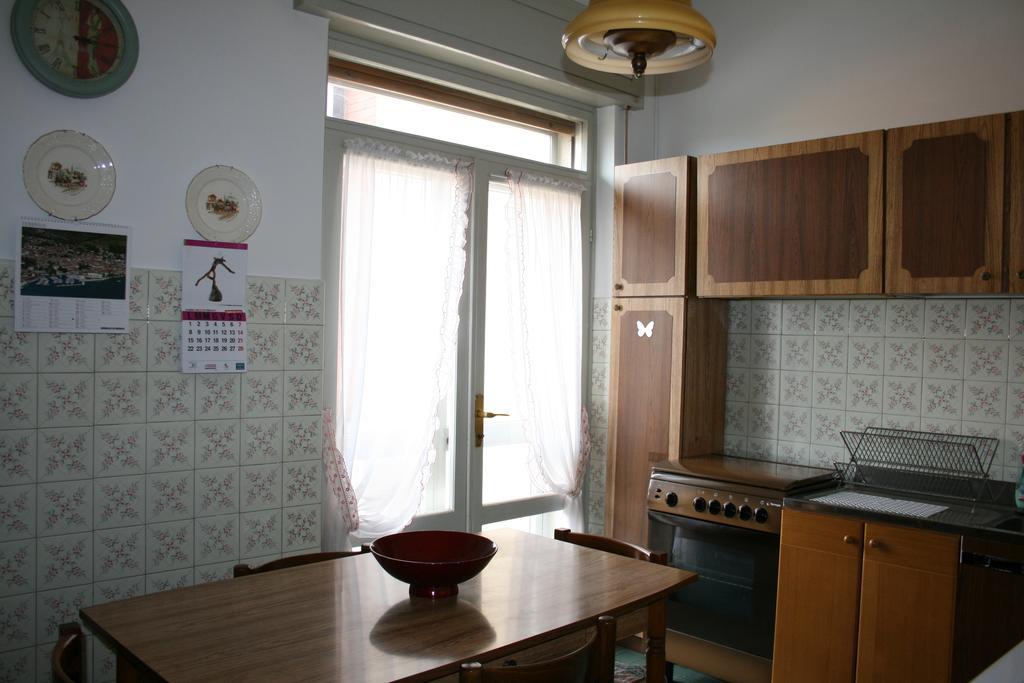 B&B Il Glicine Bedizzole Buitenkant foto